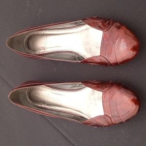 Vince Camuto flats